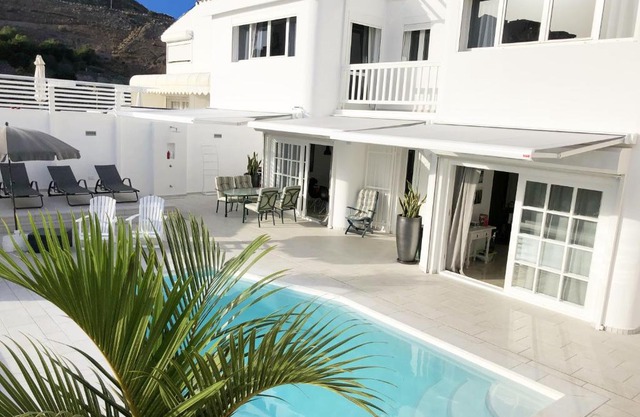 Sea view villa San Agustin vista Claveles