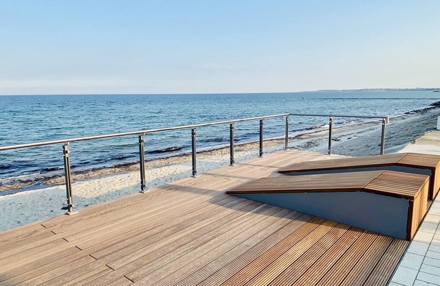 Sea view | Whirlpool | Beach chair | WLAN + telephone | Nespresso