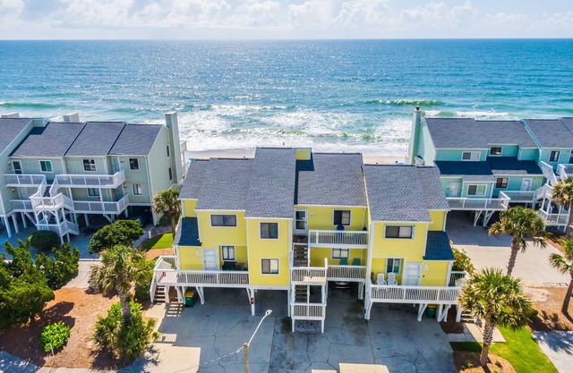 SeaBatical | Oceanfront + Summer Community Pool!