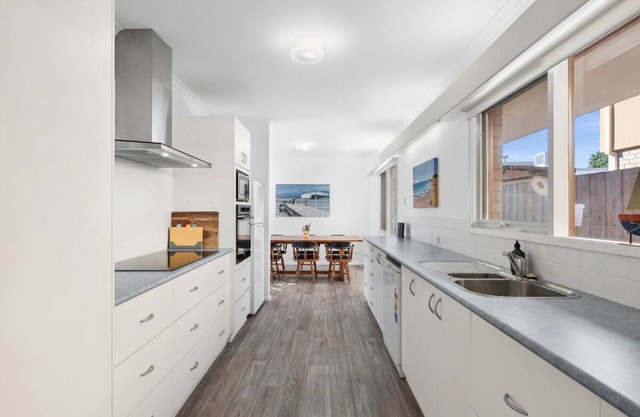 SEABREEZE in Point Lonsdale
