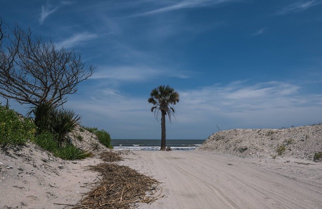 Seaclusion:Private Beach Access; Luxury Showplace in Gated Community w/Water Views