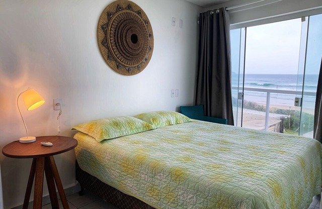 Seafront House for 5 people