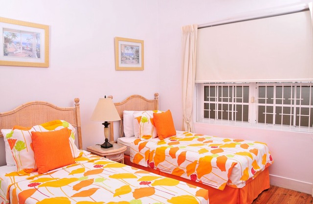 Seagaze beach house is perfect for family, a few steps to the beach