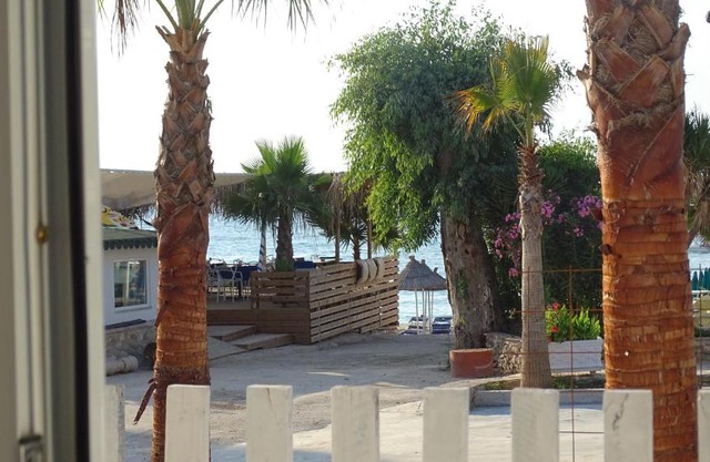 Seaside Cabin Ksamil