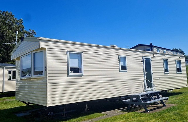 Seaside Caravan Retreat in Craig Tara