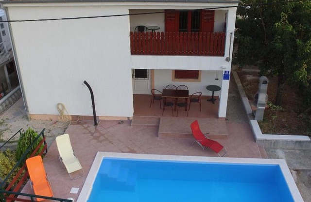 Seaside family friendly house with a swimming pool Krusevo, Novigrad - 21963