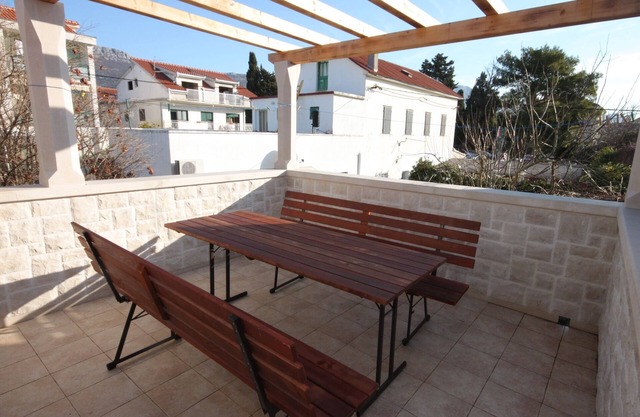 Seaside holiday house Kaštel Novi, Kaštela (K-7554)