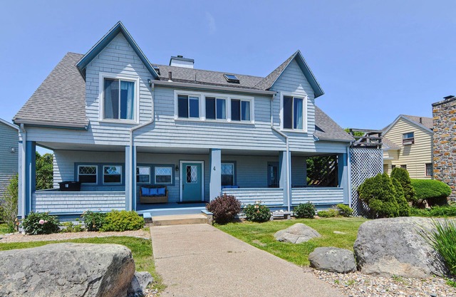 Seaside House: Walk to Good Harbor Beach