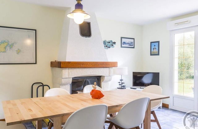 Seaside Villa: AC, Garden, Terrace, Veranda, 400m to Beach, Family-Friendly, All-Inclusive