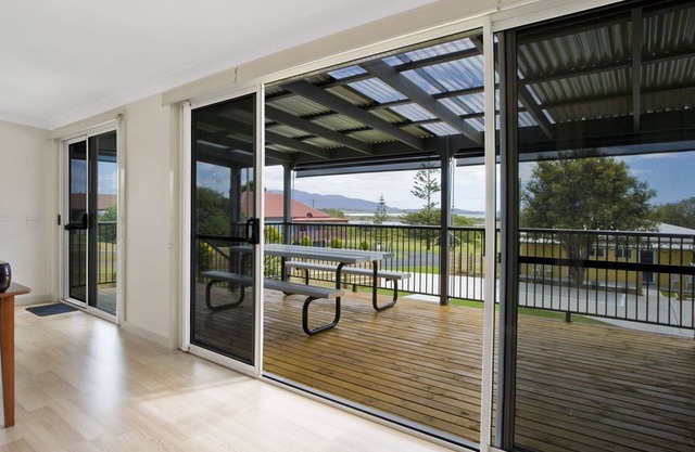 Seaview Cottage - Sunny location