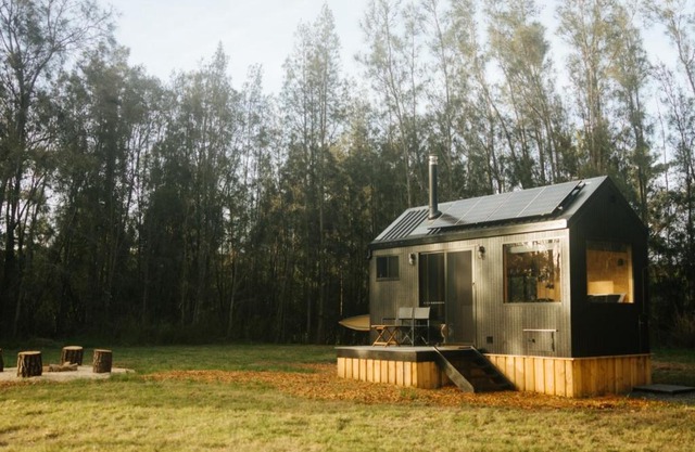 Secluded Off-Grid Cabin in the Hunter Valley - Leo