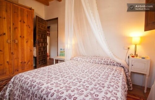 Self catering Cortijo La Solanilla for 6 people