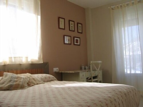 Self catering Llosa for 6 people