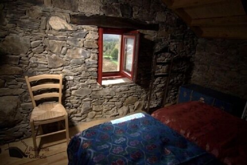 Self catering Palheiros do Castelo for 4 people