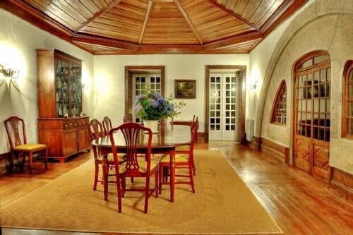 Self catering Quinta de Luou for 8 people