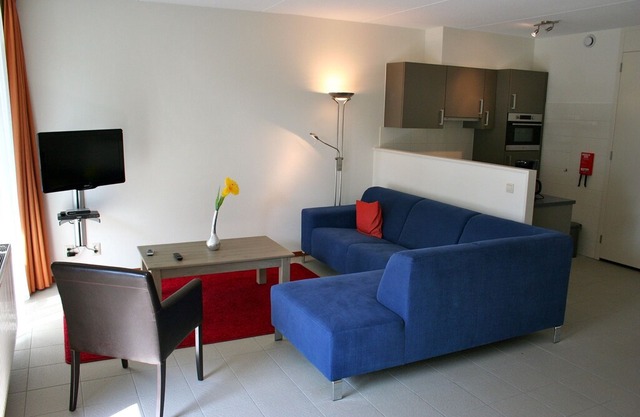 Semi-detached house with a dishwasher, at 9 km van Slagharen