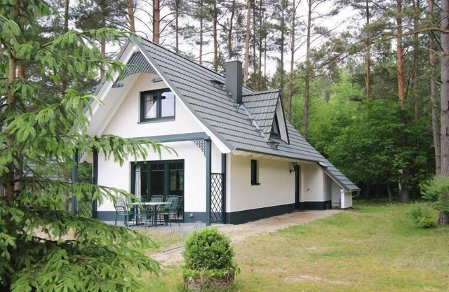 Semi-detached houses at the Drewitzer See, Drewitz