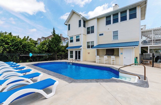 Semi-Oceanfront, Priv Pool, Ocean Views, Hot Tub, WL964, SeaDazed