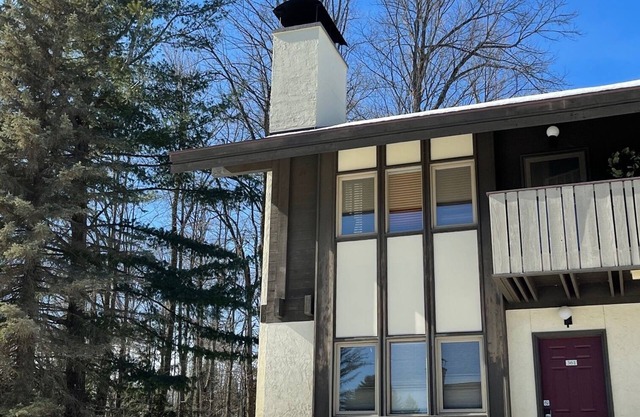 September Super Savings -Boyne Mtn Villa- 3bedrm+AC, near Charlevoix & Petoskey