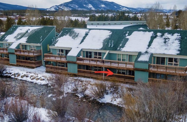 Serene 2 Bedroom Directly on the Fraser River with Mountain Views!