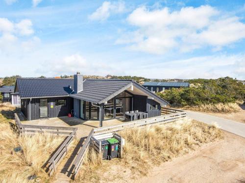 Holiday Henne Strand 