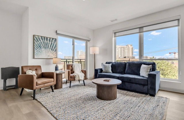Serene & Spacious 2BR | Cleveland Clinic