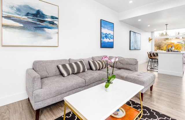Serene waterfront townhouse with balcony, stunning views, dogs OK, fireplace