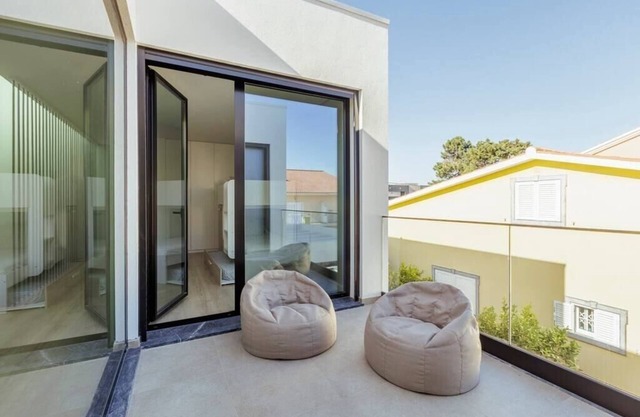 SereneScape Villa - Fernão Ferro