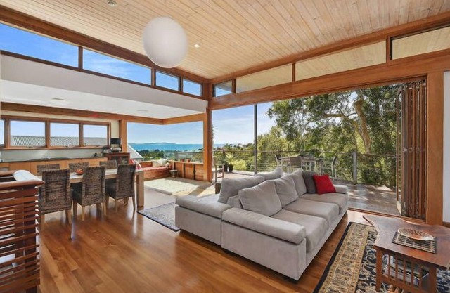 Serenity Beach House is waiting for you (Pet Friendly)nn