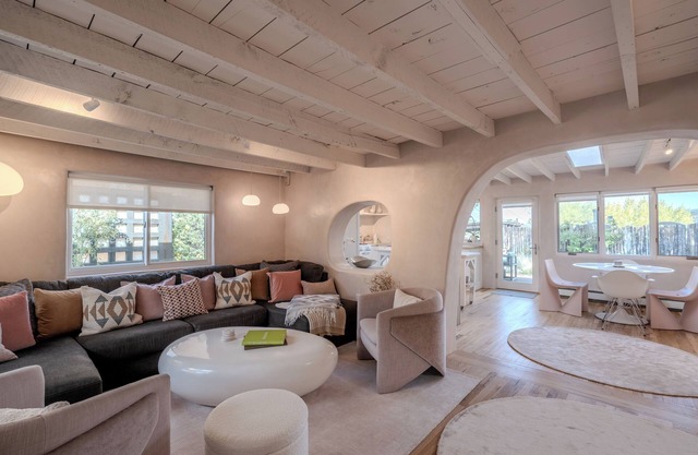 Serenity - East Side Perfection