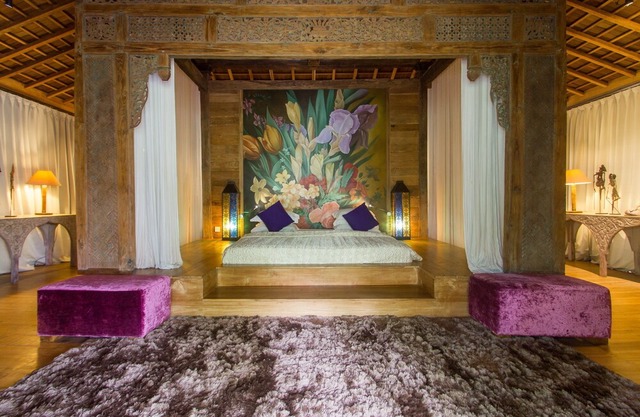 Serenity River 9BR Villa, Canggu