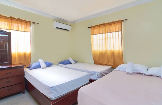 Serviced 2 Bedroom 2 Bathroom Apartment in Corales del Sur, close to the Airport