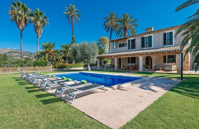 SES CASES DE S'HORT - Villa with private pool in Son Sardina. Free WiFi
