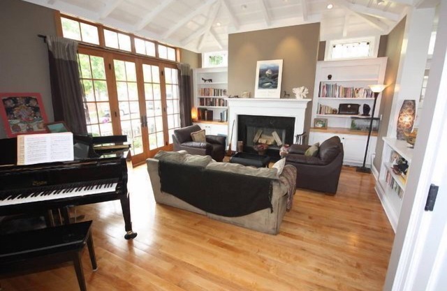 Set on one of Manhattan Beach's most desirable streets, steps to the beach!