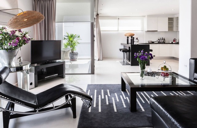 (SHA Plus) BYD Lofts / 1 Bedroom Grand Deluxe Suite - Room Only