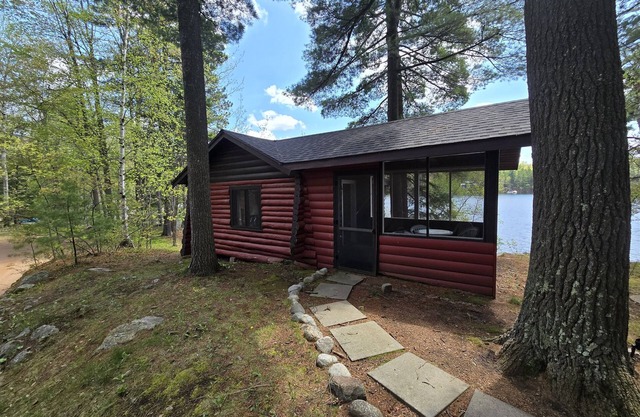 Shady Rest Cabin #6, Lakefront, Beach, Dock, Swimming, Firepit