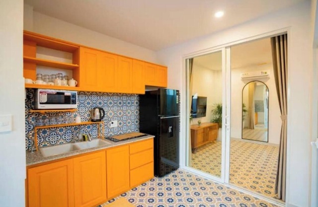 Shadyside 4: Smoothies Mango house [private villa]