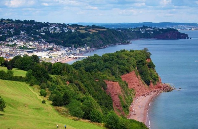 Shaldon Holiday Home, Sleeps 4 with WiFi