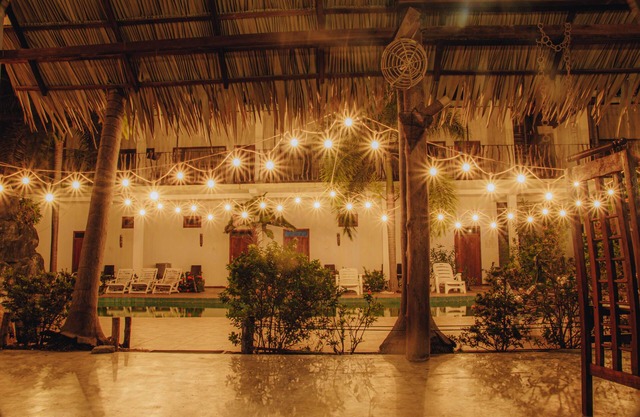 Shell Resort Arugambay