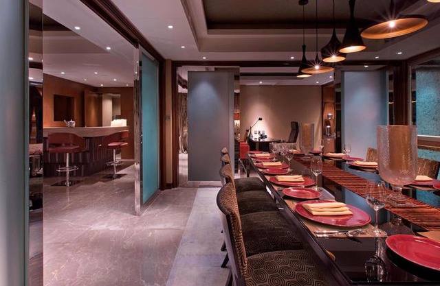 Sheraton Grand Bangalore Hotel at Brigade Gateway
