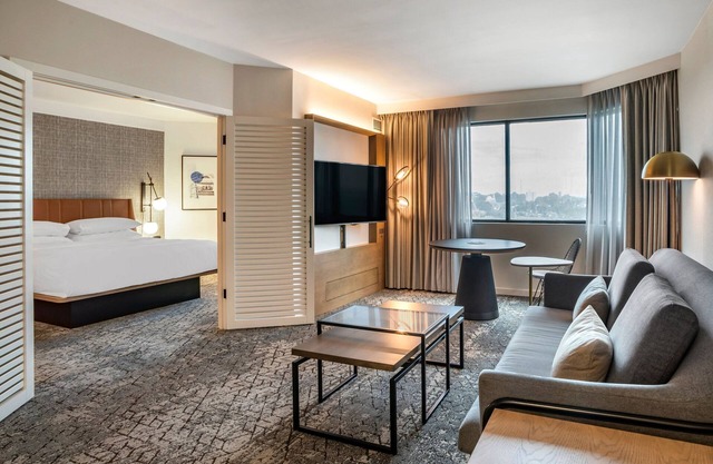 Sheraton Suites Wilmington Downtown