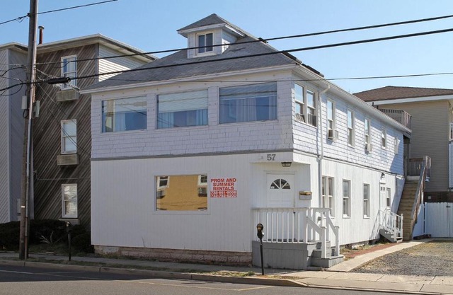 Shore Beach Houses - 57 Dupont Ave