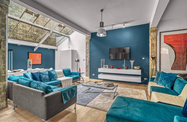 Shoreditch 6bed Penthouse Loft | Private Courtyard