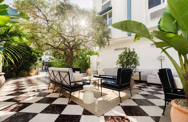 Short Stories Hotel