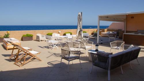 Sicilian Seaside Apartments
