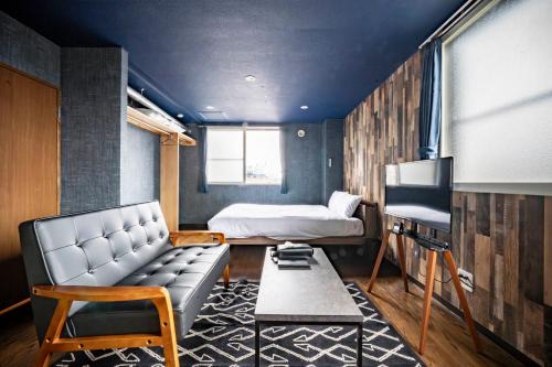 Silk Court 301