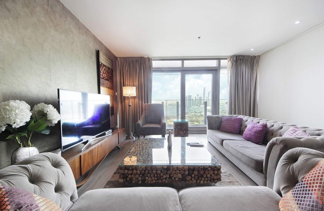 Silk Valley - Luxury 1 Bedroom close to Plazzo Versace