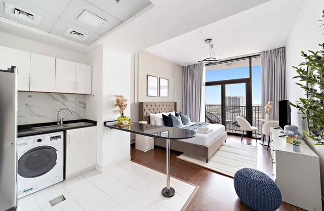 Silkhaus Studio in Silicon Oasis | City View