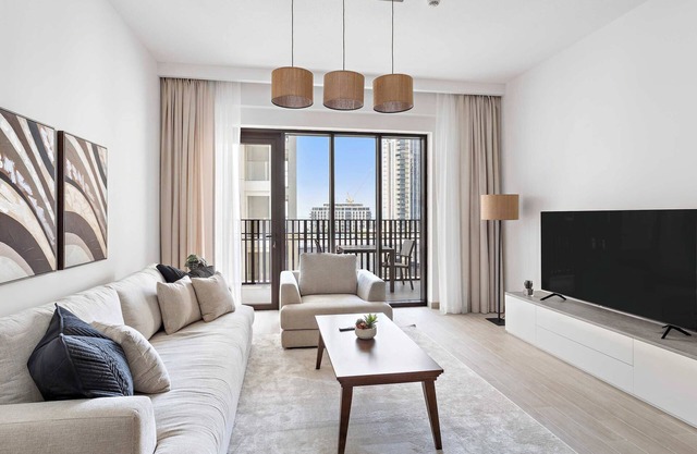 Silkhaus Stylish 1BDR | New Sunset Creek Tower