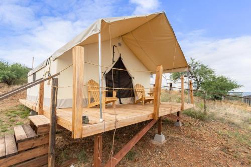 Silver Spur Homestead Luxury Glamping - The Cowboy